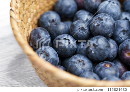 Fresh blueberry. Delicious organic blue bilberry close up. Natural antioxidants source 113821680