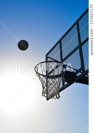 Basketball goal 113823175