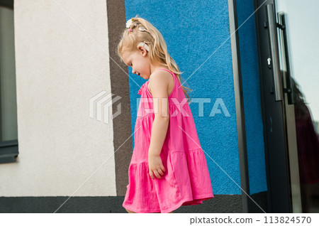 Child head with cochlear implant hearing aid. Hearing aid and medicine innovating technology and diversity Inclusion and people with disability concept. Copy space 113824570