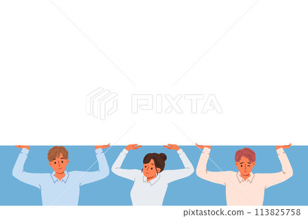 Business people lifting heavy load together with copyspace above heads to achieve synergistic effect 113825758