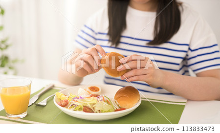 青少年不吃早餐 113833473