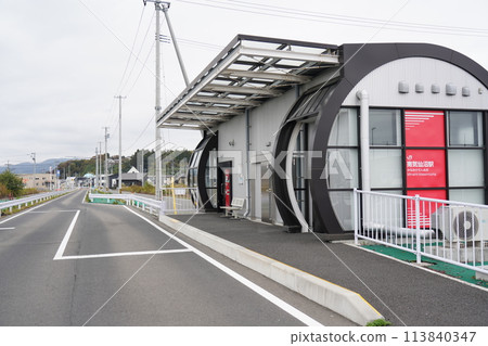 Minami-Kesennuma Station 113840347