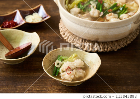 Motsunabe (offal hotpot) Motsunabe (offal hotpot) 113843898