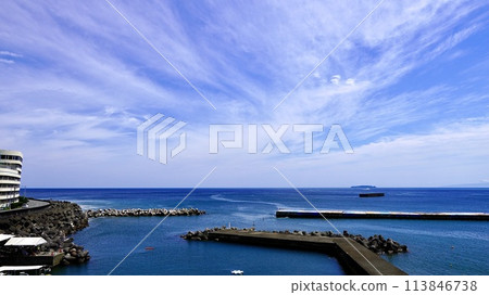 靜岡縣熱海陽光海灘風景 113846738