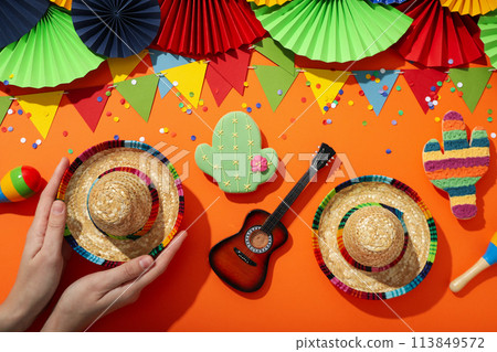 Holiday decorations for the Cinco de Mayo holiday Holiday decorations for the Cinco de Mayo holiday 113849572