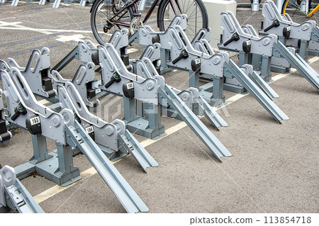 Bicycle parking machine at a bicycle parking lot near Kitaoji Station on the subway Bicycle parking machine at a bicycle parking lot near Kitaoji Station on the subway 113854718