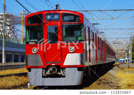 Seibu Line running between Kokubunji Station and Hagiyama Station 113855067