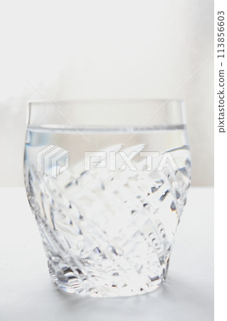 一杯水 一杯水 113856603