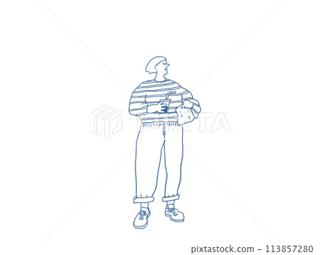 一位身穿邊境服裝、拿著咖啡和紙袋的婦女的側面圖 一位身穿邊境服裝、拿著咖啡和紙袋的婦女的側面圖 113857280