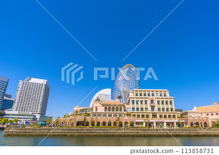 Yokohama cityscape in Japan. View of the Anniversaire Minatomirai Yokohama in Yokohama Minatomirai 113858731