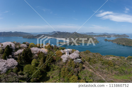 從加禮山展望台和博多大島大橋眺望 從加禮山展望台和博多大島大橋眺望 113860752