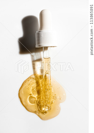Dropper pipette and retinol face serum 113865891