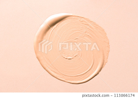Make up base or bb cream round swatch 113866174