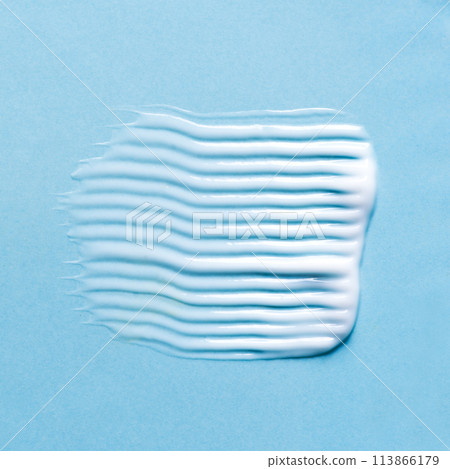 Cream hair balm swatch 113866179