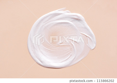 Facial Highlighter swatch 113866202