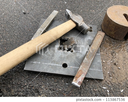 hole in a piece of thick steel hole in a piece of thick steel 113867536