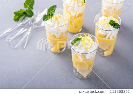 Lemon curd layered dessert shots for a party 113868801