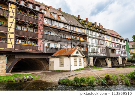Merchants Bridge, Kraemerbruecke in Erfurt, Germany, built over entirely with houses 113869510