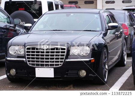 Imported car image: Chrysler 300C 113872225
