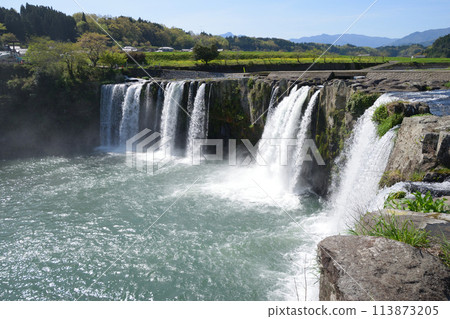 Waterfall of Hatassiri 113873205
