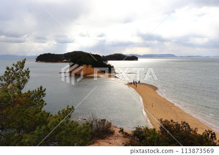 Shodoshima Angel Road just before low tide 113873569