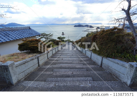 從小豆島富岡八幡宮看到的天使之路 從小豆島富岡八幡宮看到的天使之路 113873571