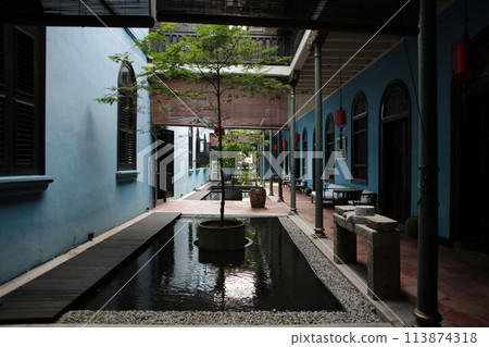 George Town Blue Mansion Courtyard 113874318