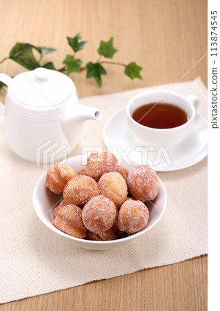Delicious donut 113874545