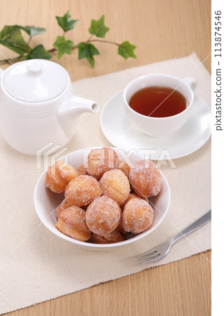 Delicious donut 113874546