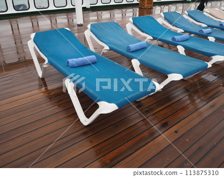 藍色長椅船 藍色長椅船 113875310