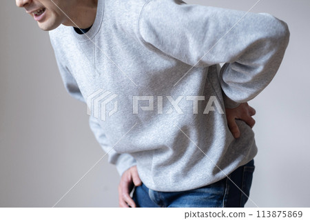 背痛、身體部位、沒有臉的男人 113875869