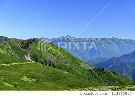 從Norikura山，山的早晨視圖 113875935