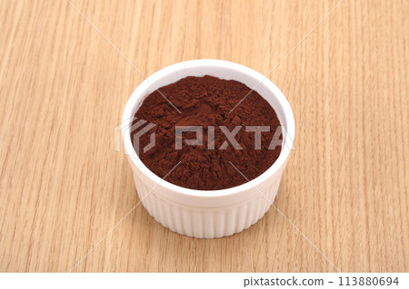 cocoa powder  113880694