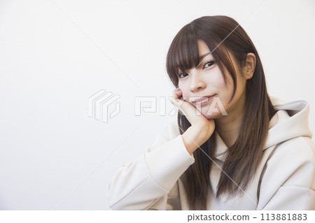Young woman taking a break in a dance studio 113881883