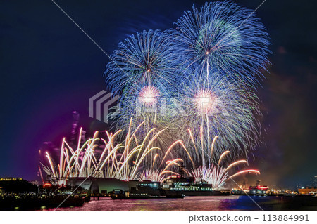 橫濱港未來夏季煙火 113884991