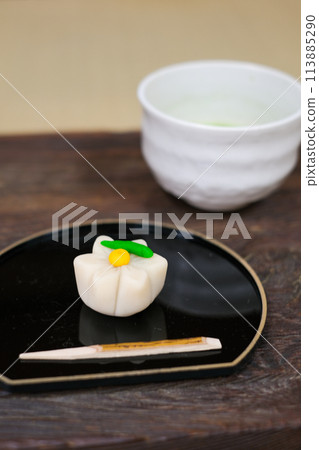 Suisen Japanese sweets, Nerikiri, high-grade fresh sweets, matcha 113885290