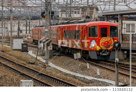 從四國出發的熱門包裹列車 113888132