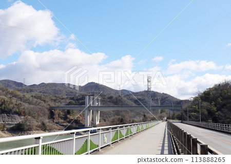 Sanyo Expressway Tsukuhara Bridge (Kobe City, Hyogo Prefecture) Sanyo Expressway Tsukuhara Bridge (Kobe City, Hyogo Prefecture) 113888265