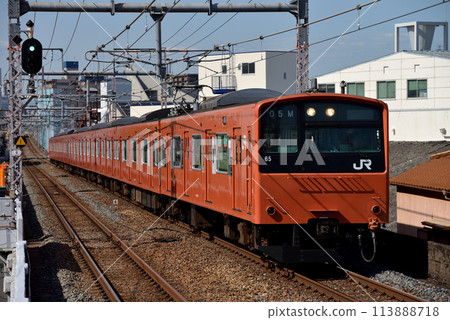 大阪環狀線運行的201系列外環普通列車8輛編組 113888718