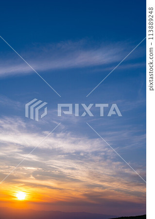 [Sunset material] Sunset seen from Zao [Miyagi Prefecture] 113889248