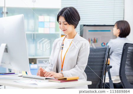 Women Office Business 113889864