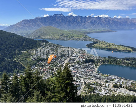 Queenstown, South Island, New Zealand Queenstown, South Island, New Zealand 113891421