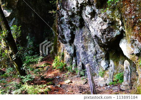 長崎、佐賀、多良岳、地藏菩薩立像六尊 113895184