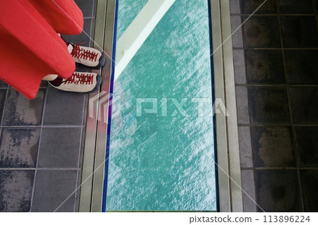 Glass floor inside the Akashi Kaikyo Bridge (Kobe City) Glass floor inside the Akashi Kaikyo Bridge (Kobe City) 113896224