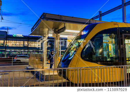 栃木縣:JR宇都宮站東口(輕軌月台)的城市景觀 栃木縣:JR宇都宮站東口(輕軌月台)的城市景觀 113897029