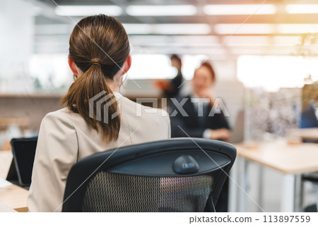 Office business scene 113897559