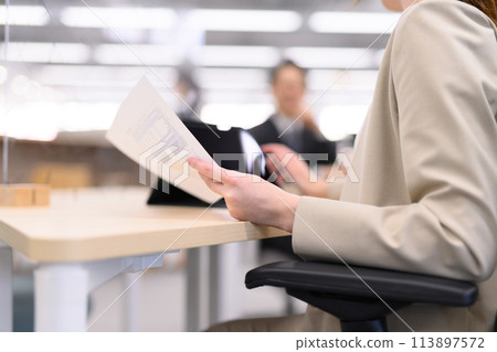 辦公室業務現場 辦公室業務現場 113897572