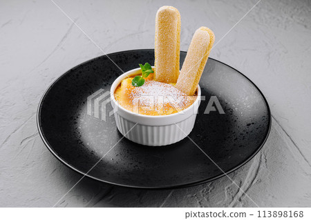 Elegant creme brulee with savoiardi biscuits Elegant creme brulee with savoiardi biscuits 113898168