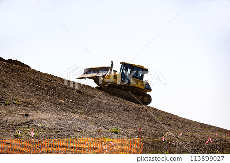 荒川第二調節池施工推土機 113899027