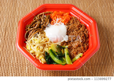 Bibimbap rice bowl with minced beef and namul Bibimbap rice bowl with minced beef and namul 113899277